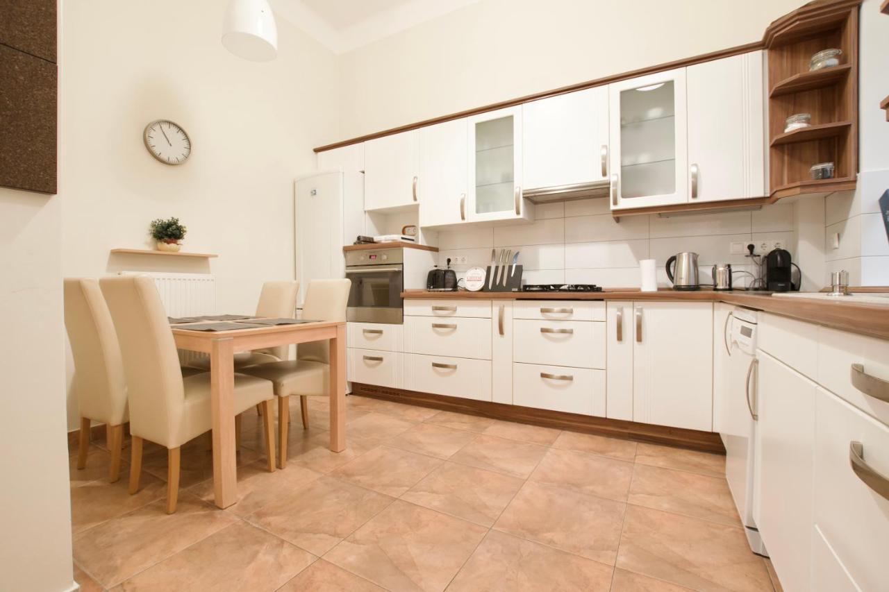 Standard Apartment By Hi5 - St. King Street 16. Budapest Ngoại thất bức ảnh